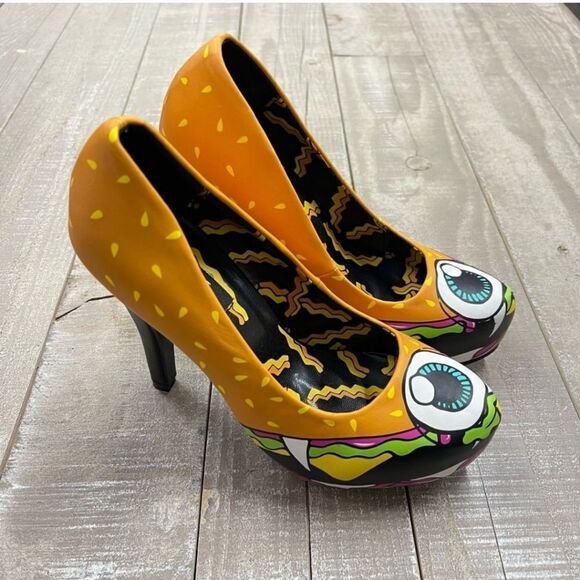 Iron Fist Cycloburger platform heels Dolls Kill - Picture 4 of 6